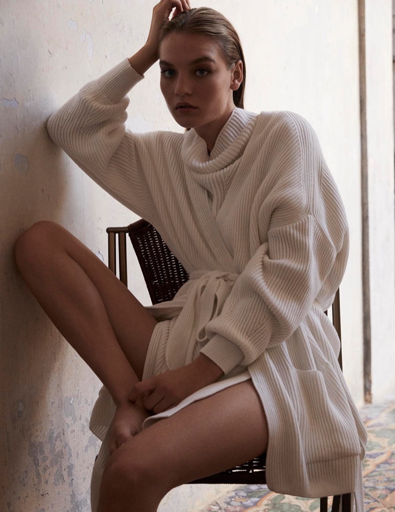 Agnes Akerlund layers up in Max Mara Leisure spring-summer 2020 lookbook