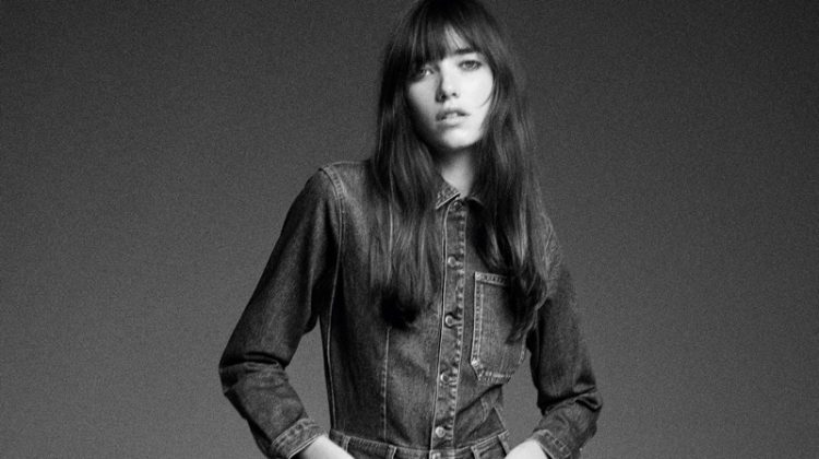 Grace Hartzel poses in Zara denim jumpsuit.