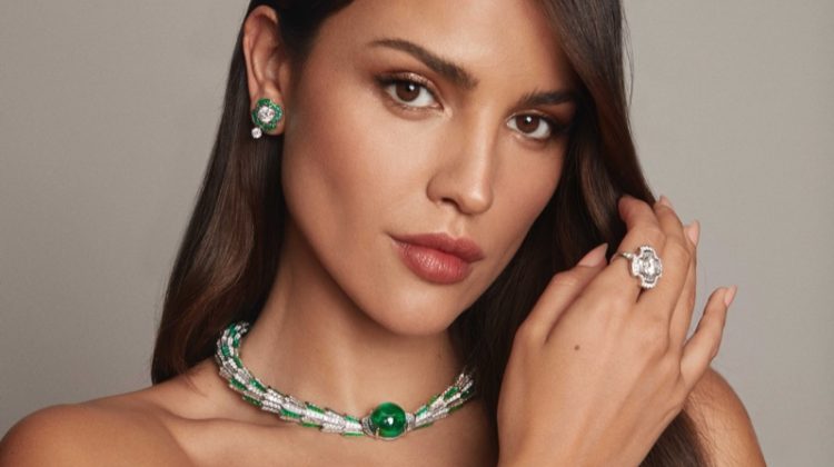 Actress Eiza Gonzalez wears Bulgari Magnifica Serpenti Crescendo necklace.