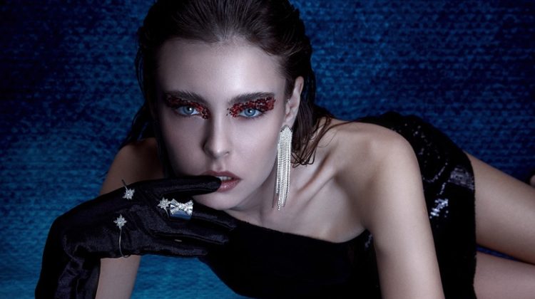 Dress ASIA, Jewelry Keren Wolf & Gloves Private Collection. Photo: Shilat Mizrahi