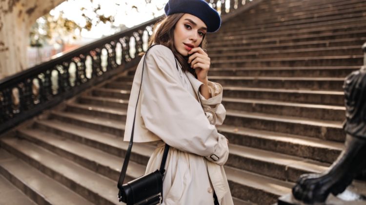 Woman Classic Trench Seasonal Wardrobe